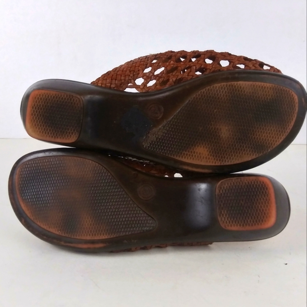 Aztec brown tan woven sandals women size 8 - Picture 8 of 8